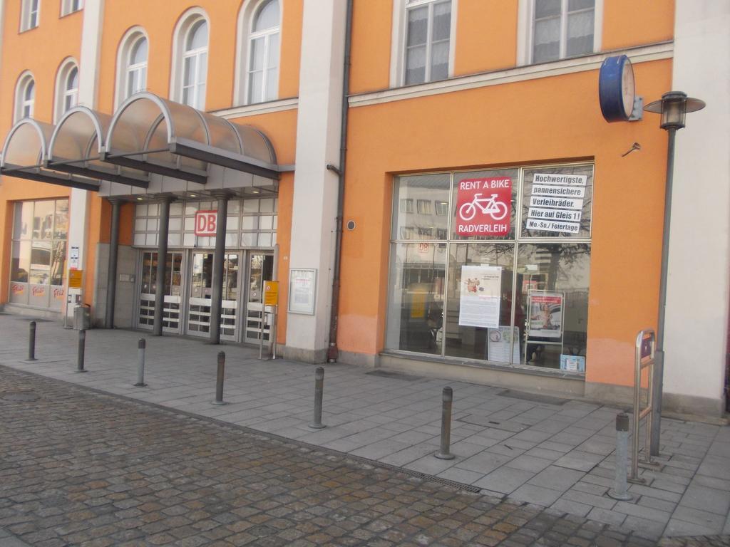 Hotel Im Bahnhof Passau Exterior photo
